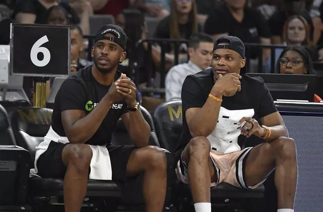 更衣室信任 更衣室信任