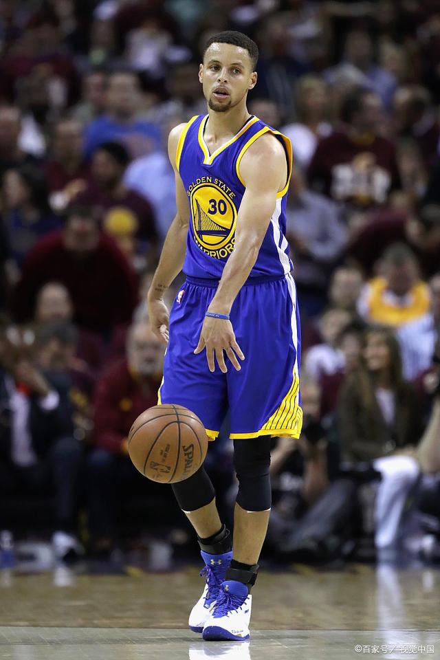 地向你滚来 地向你滚来